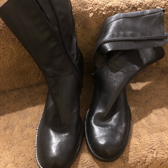 BCBG Shoes - Women’s mid cut boots